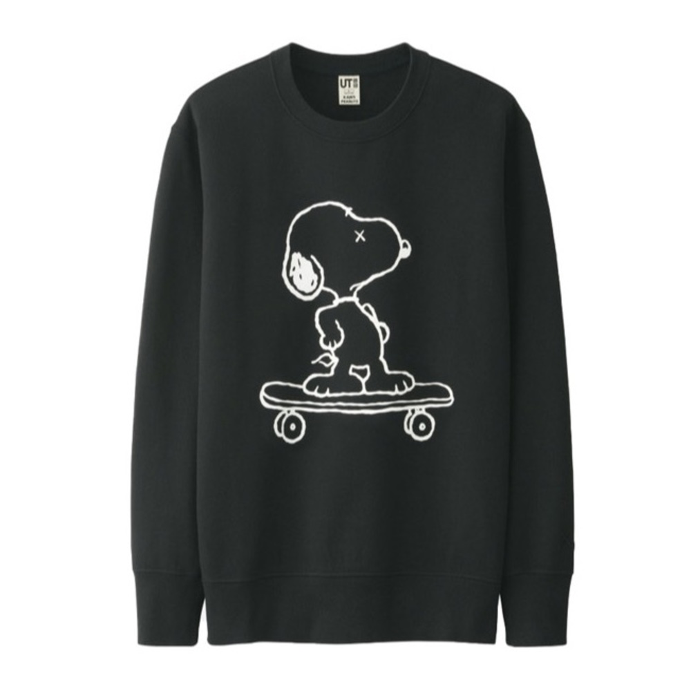 Uniqlo KAWS Peanuts Snoopy Skateboarding